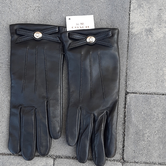 Coach Leather Gloves - Picture 3 of 6